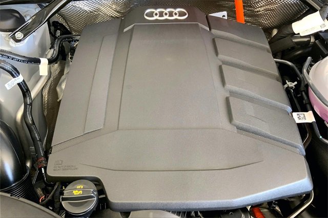 Certified 2024 Audi Q5 e Premium w/ Convenience Package image 31