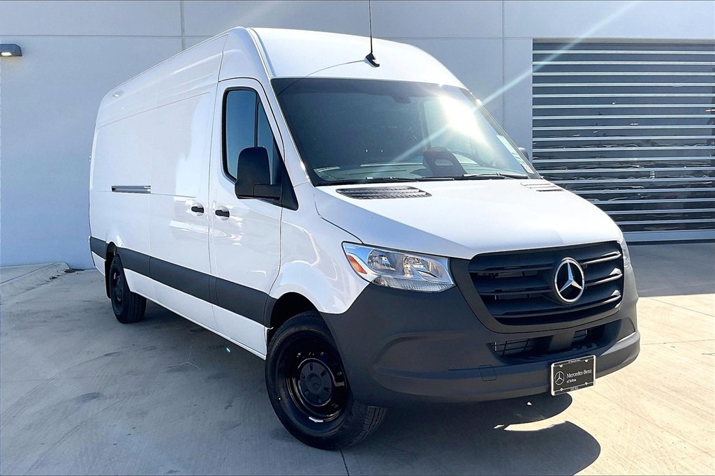 New 2025 Mercedes-Benz Sprinter 2500
