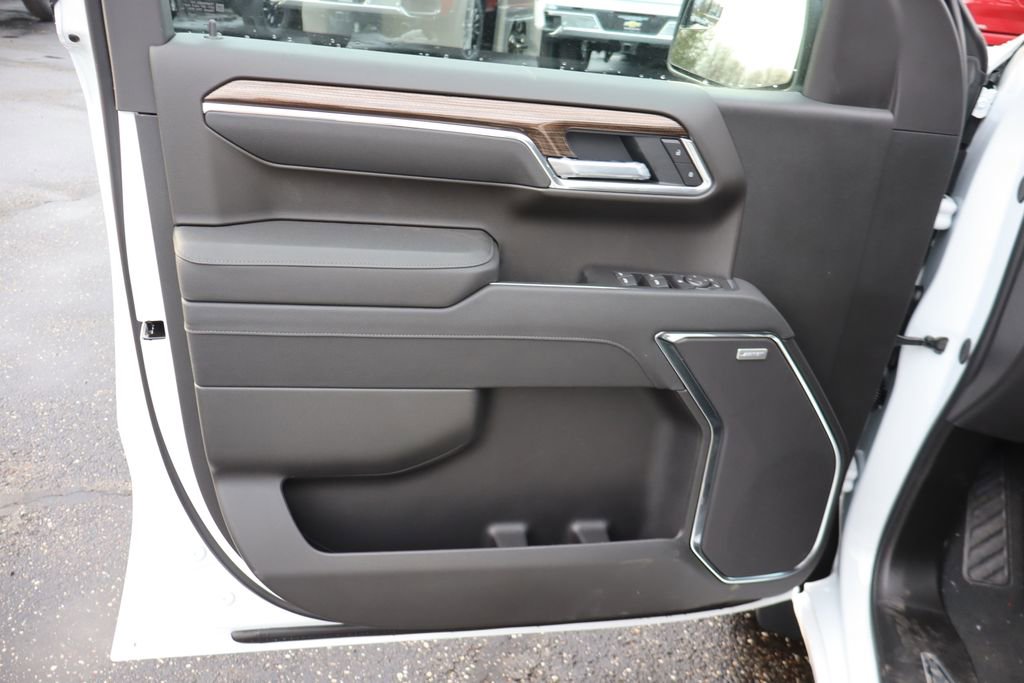 New 2026 Chevrolet Silverado 1500 RST image 4