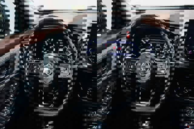 Used 2023 Nissan Rogue S image 14