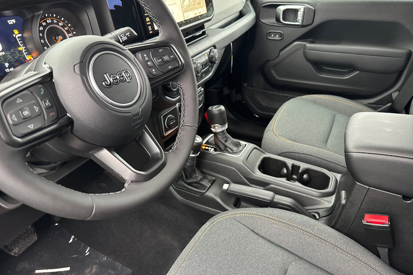 New 2025 Jeep Gladiator Sport image 9