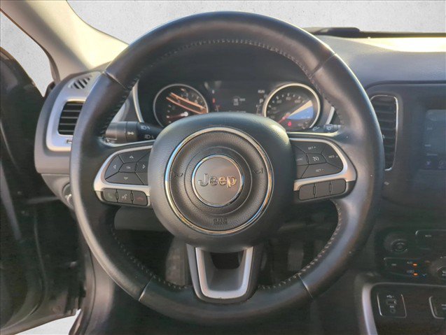 Used 2019 Jeep Compass Latitude w/ Popular Equipment Group FWD image 14