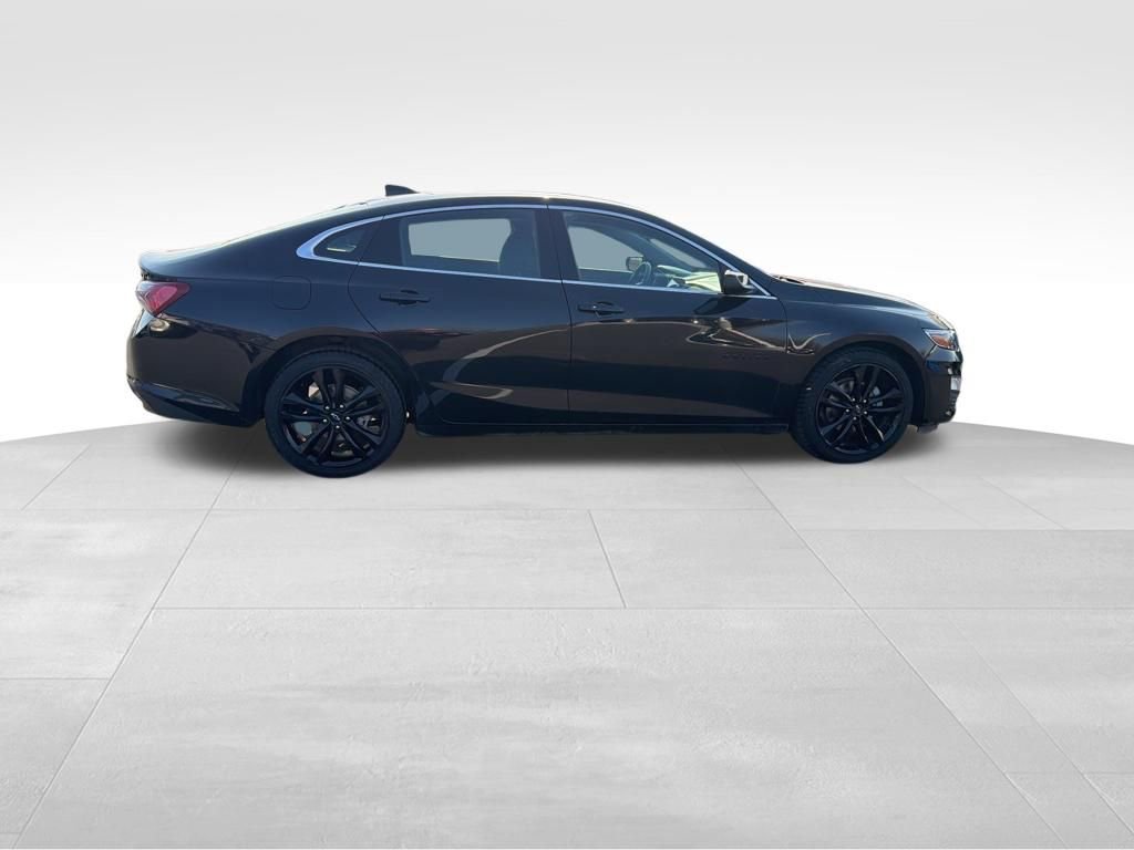 Used 2024 Chevrolet Malibu LT w/ Midnight Edition FWD image 12