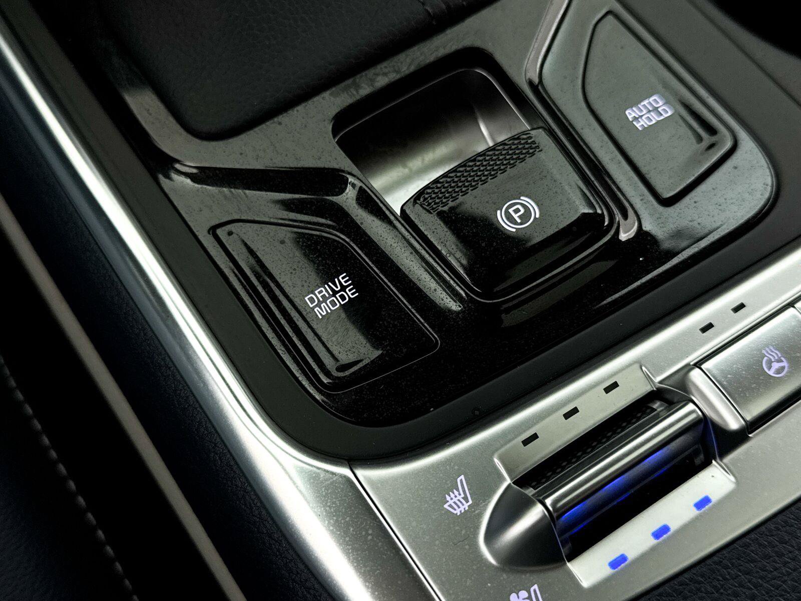 Used 2026 Kia Carnival SX Prestige FWD image 11