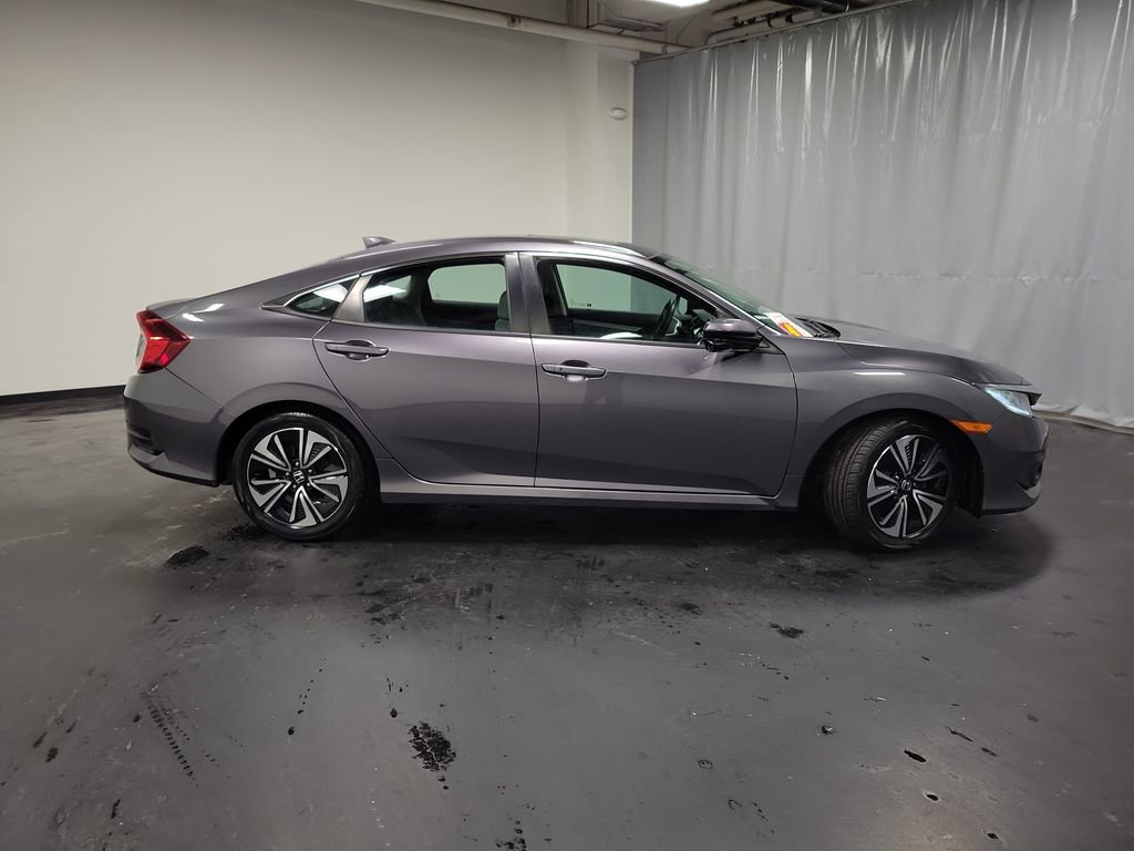 Used 2017 Honda Civic EX-T image 9
