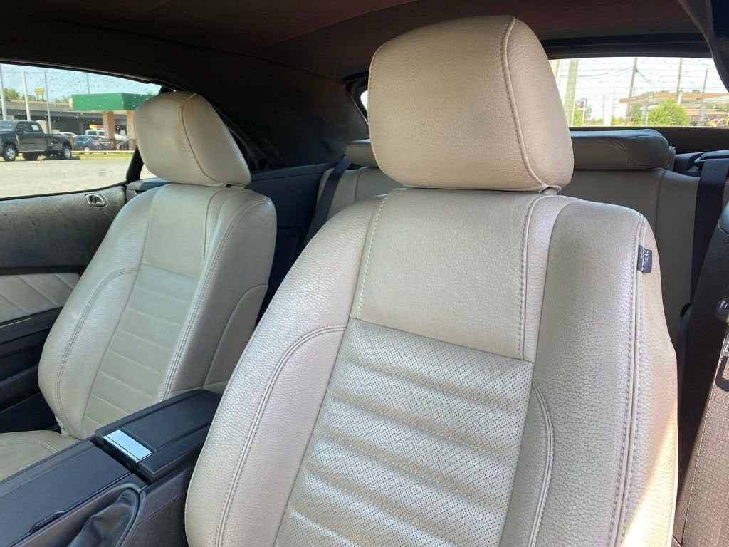 Used 2012 Ford Mustang Premium RWD image 11
