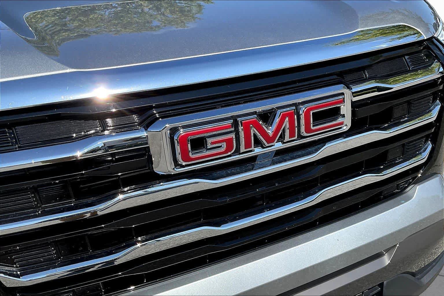 Used 2026 GMC Terrain Elevation AWD/4WD image 29
