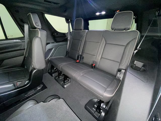 Used 2023 GMC Yukon SLT w/ SLT Luxury Package AWD/4WD image 30