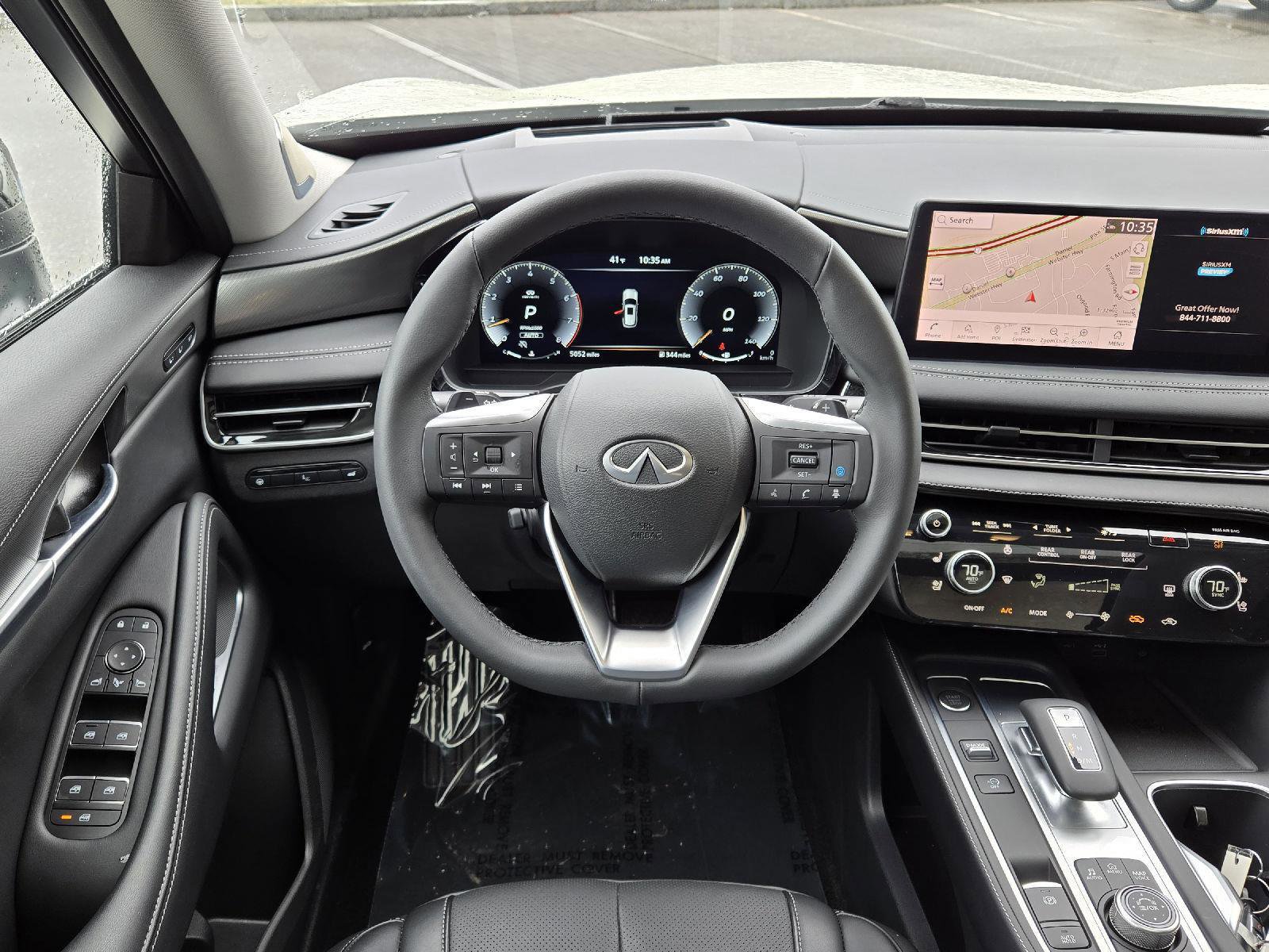 Certified 2025 INFINITI QX60 Luxe w/ Vision Package image 10