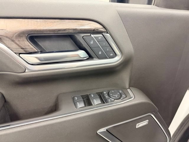 Certified 2025 Chevrolet Silverado 3500 LTZ w/ LTZ Premium Package AWD/4WD image 20