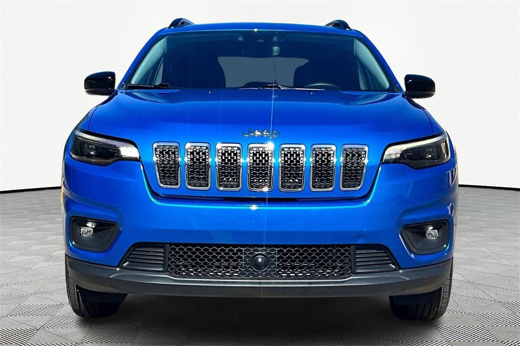 Used 2022 Jeep Cherokee Latitude Lux image 3