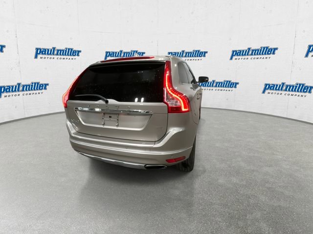 Used 2016 Volvo XC60 T5 Platinum w/ Climate Package FWD image 11