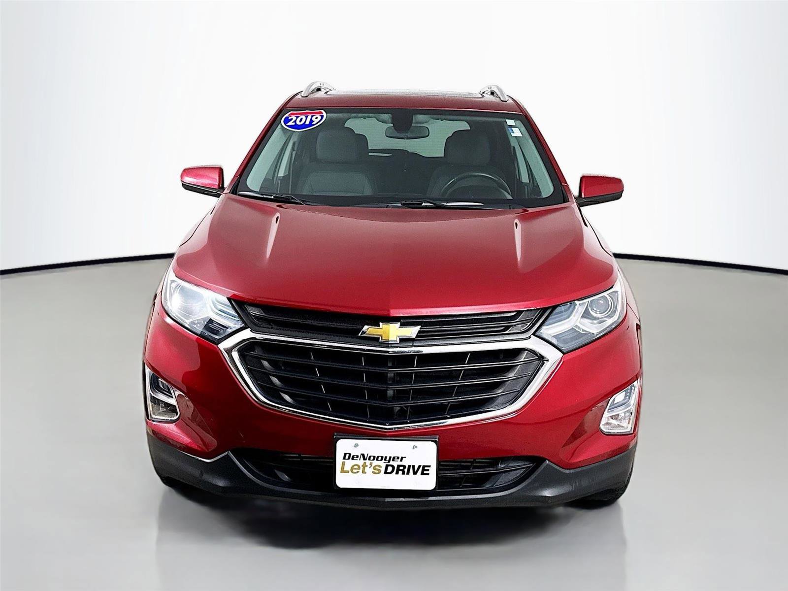 Used 2018 Chevrolet Equinox LT w/ Sun & Infotainment Package image 4