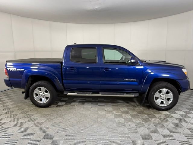 Used 2014 Toyota Tacoma PreRunner w/ TRD Sport Package image 8