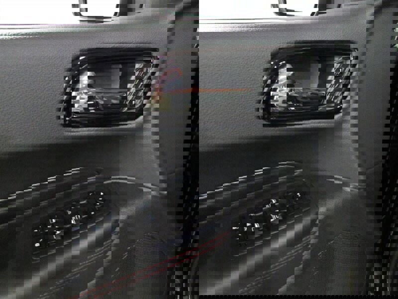 Used 2023 Dodge Durango GT image 13