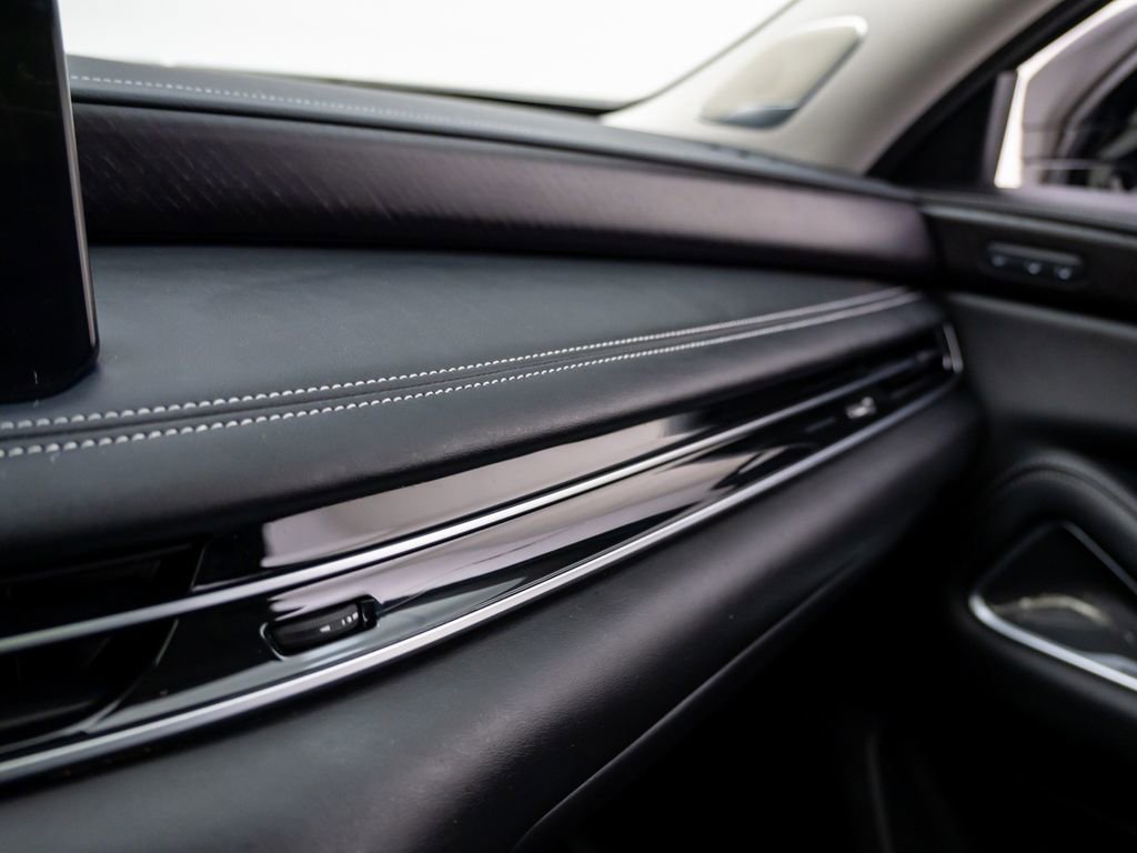 Used 2023 INFINITI QX60 Sensory w/ Vision Package image 32