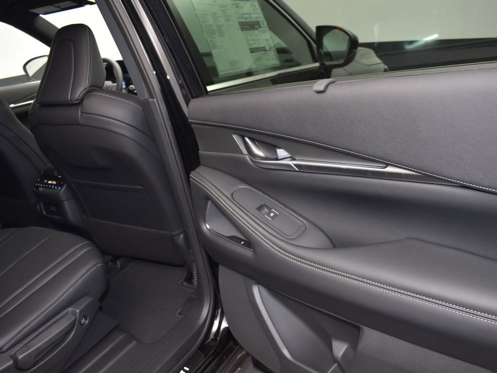 Used 2025 INFINITI QX60 Luxe w/ Black Edition image 24