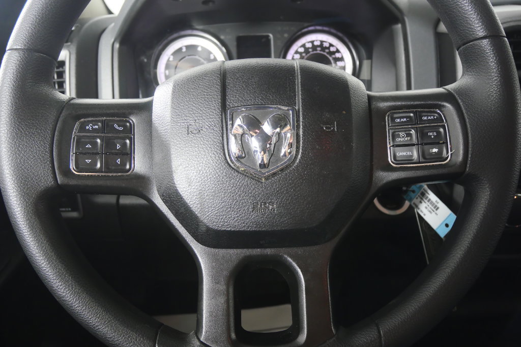 Used 2020 RAM 1500 Express RWD image 21