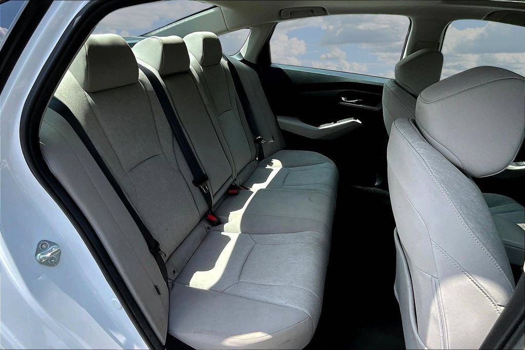 Used 2023 Honda Accord EX image 26