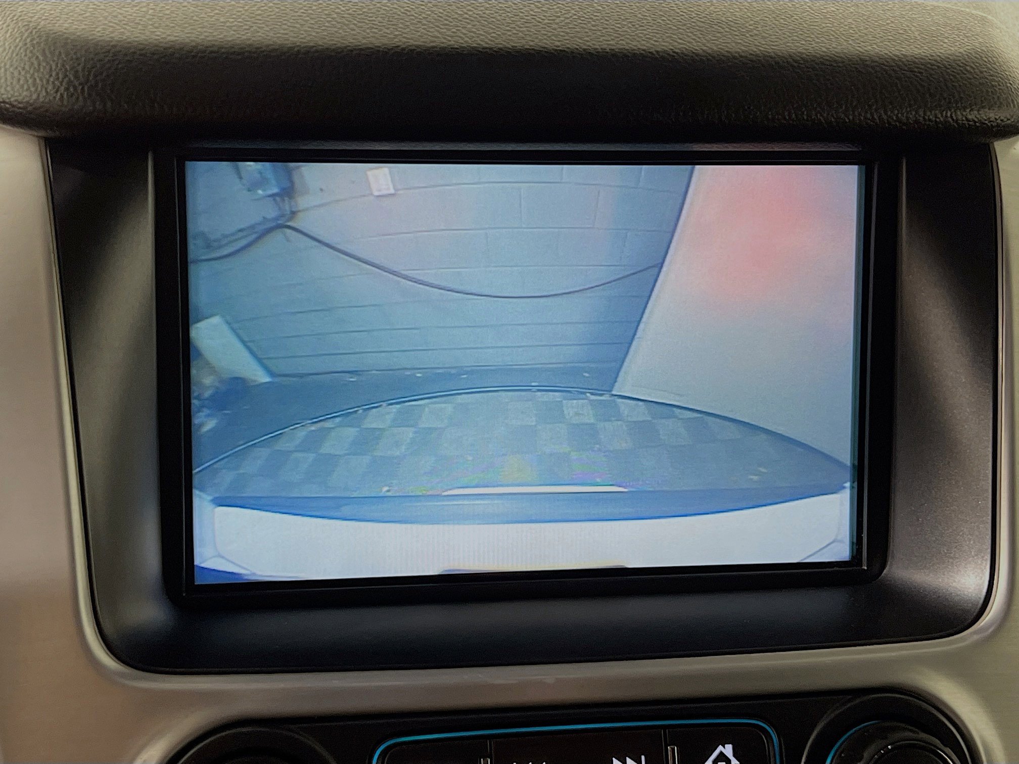 Used 2019 GMC Yukon XL SLE w/ SLE Value Package image 27