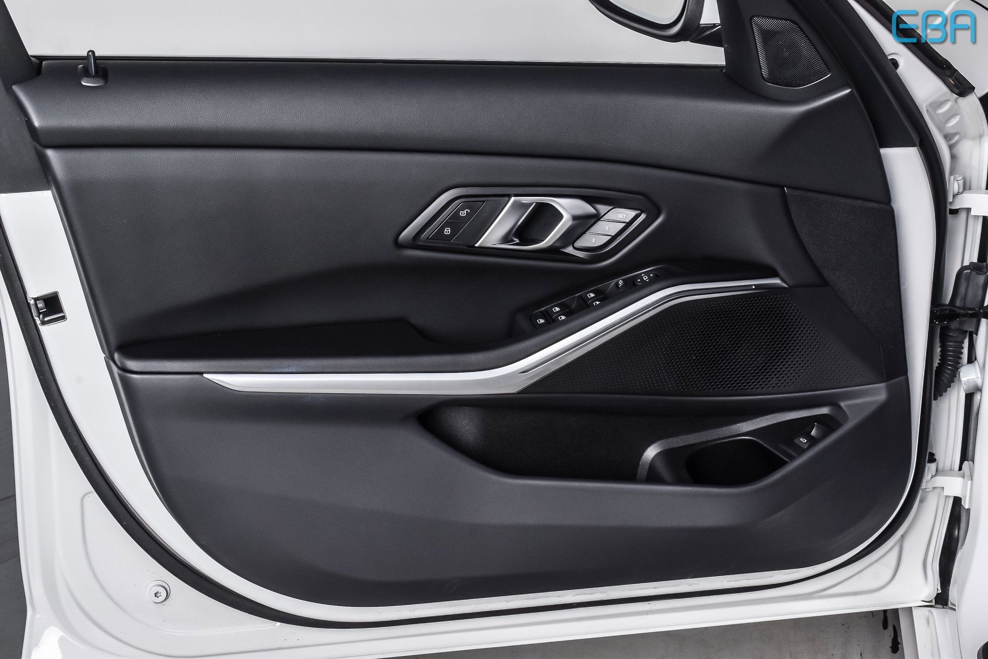 Used 2025 BMW 330i xDrive Sedan w/ Convenience Package image 15