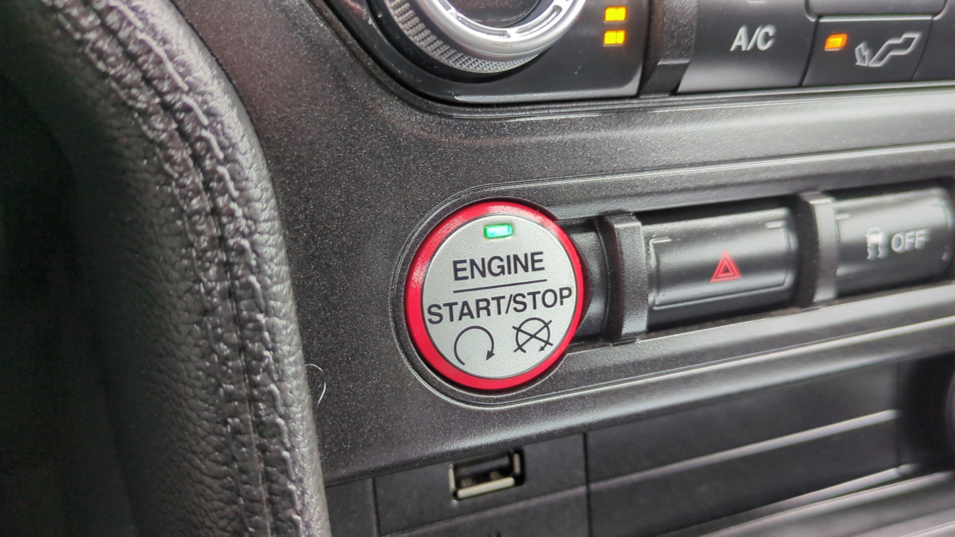 Used 2017 Ford Mustang Coupe image 25