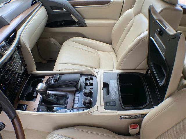 Certified 2021 Lexus LX 570 4WD w/ Luxury Package image 21