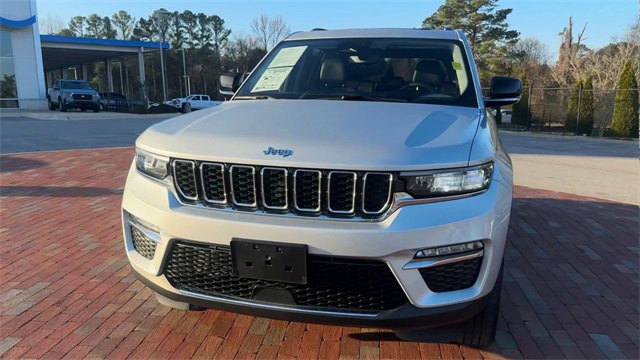 Used 2022 Jeep Grand Cherokee Limited 4xe image 6