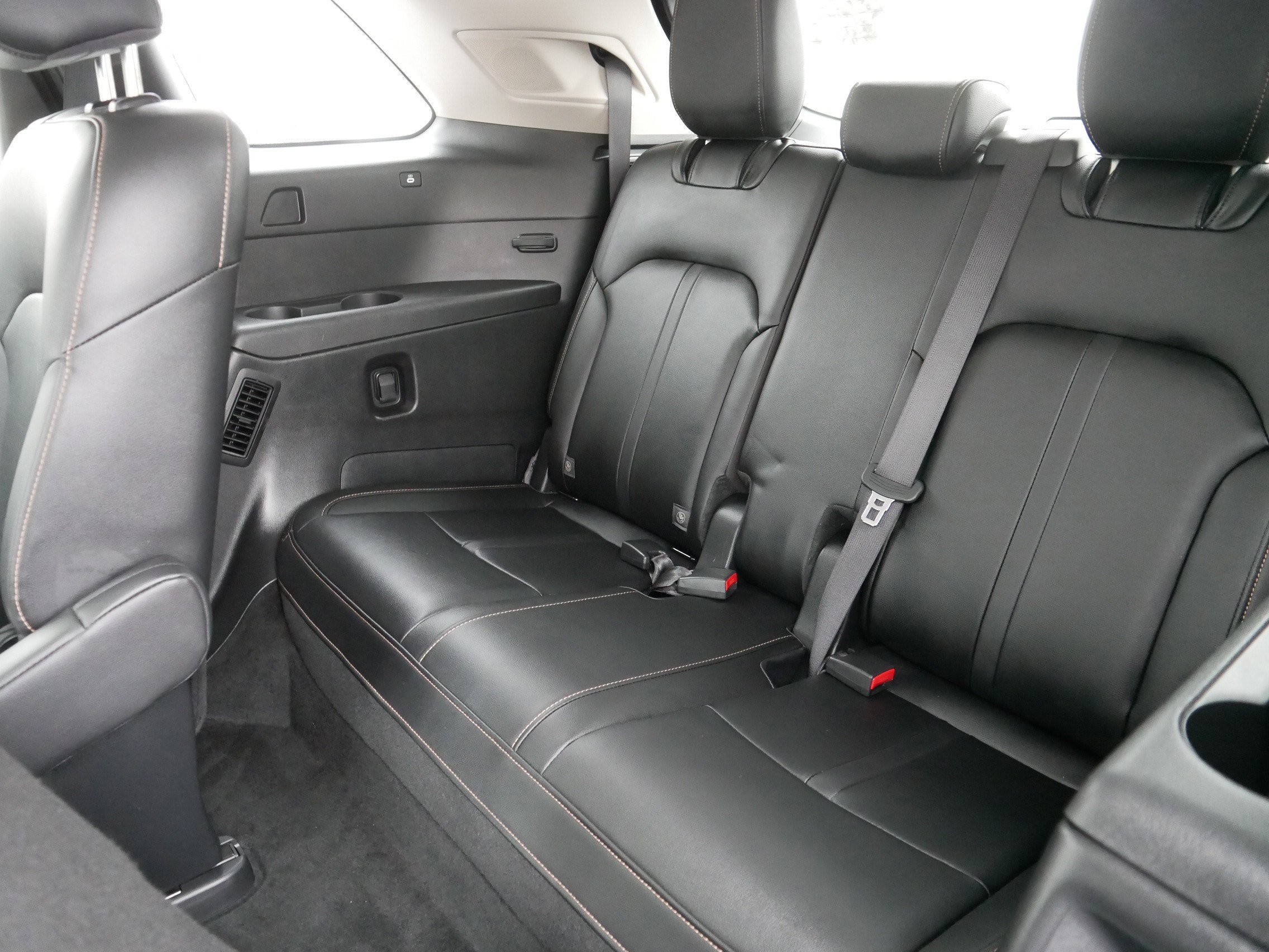 Used 2025 MAZDA CX-90 3.3 Turbo w/ Premium Sport Pkg image 37