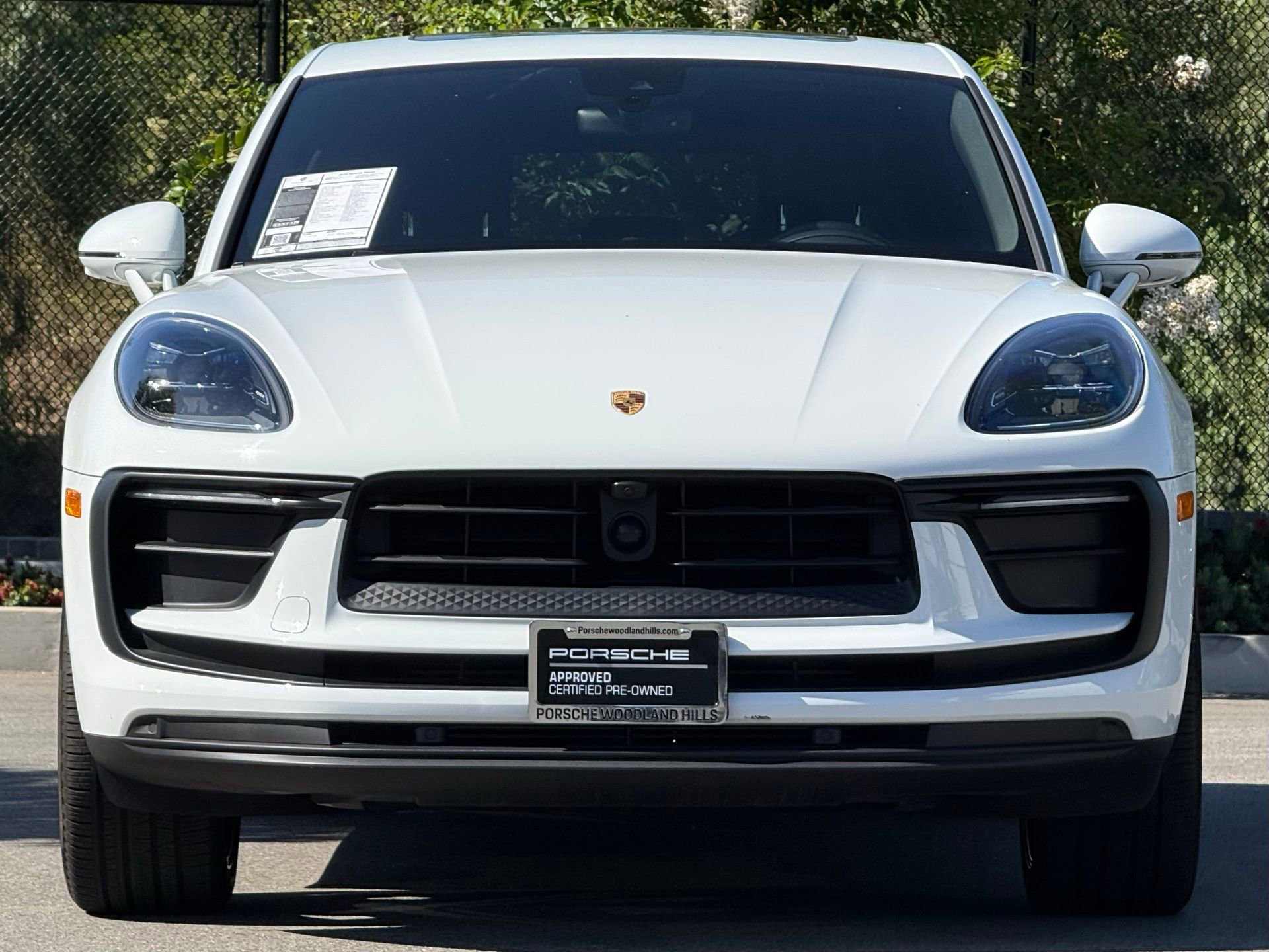 Used 2024 Porsche Macan image 10