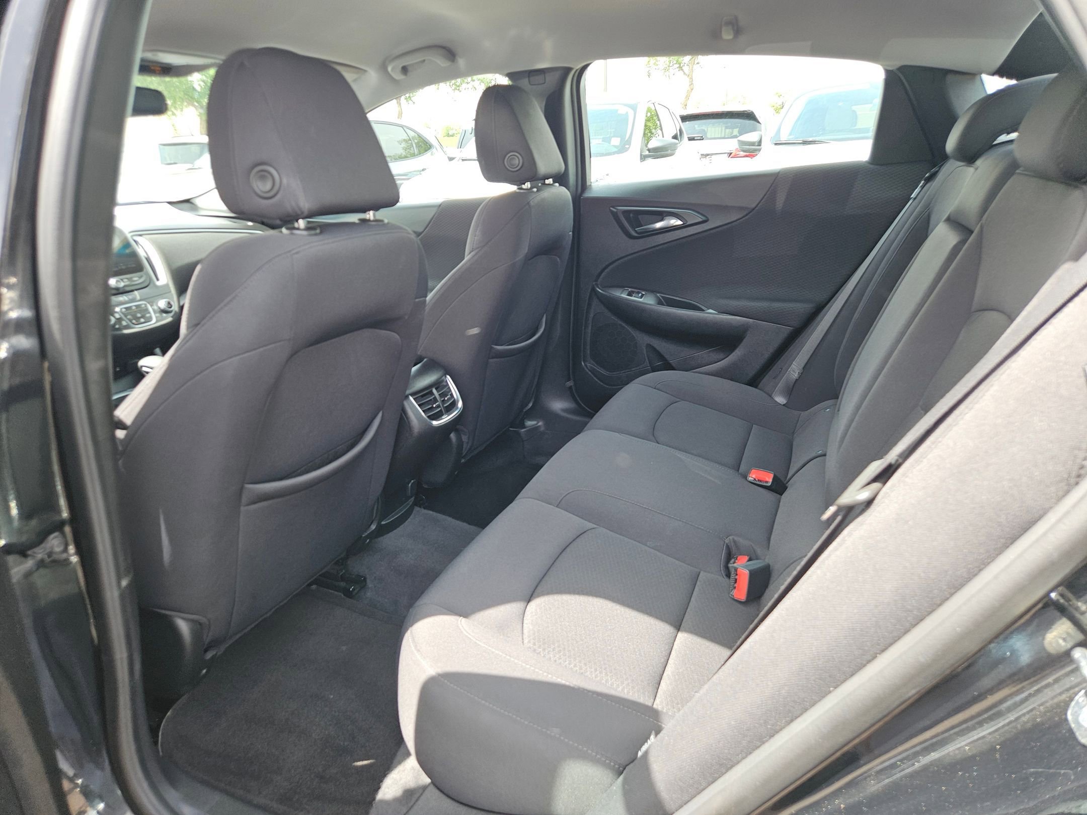Used 2022 Chevrolet Malibu LT FWD image 21