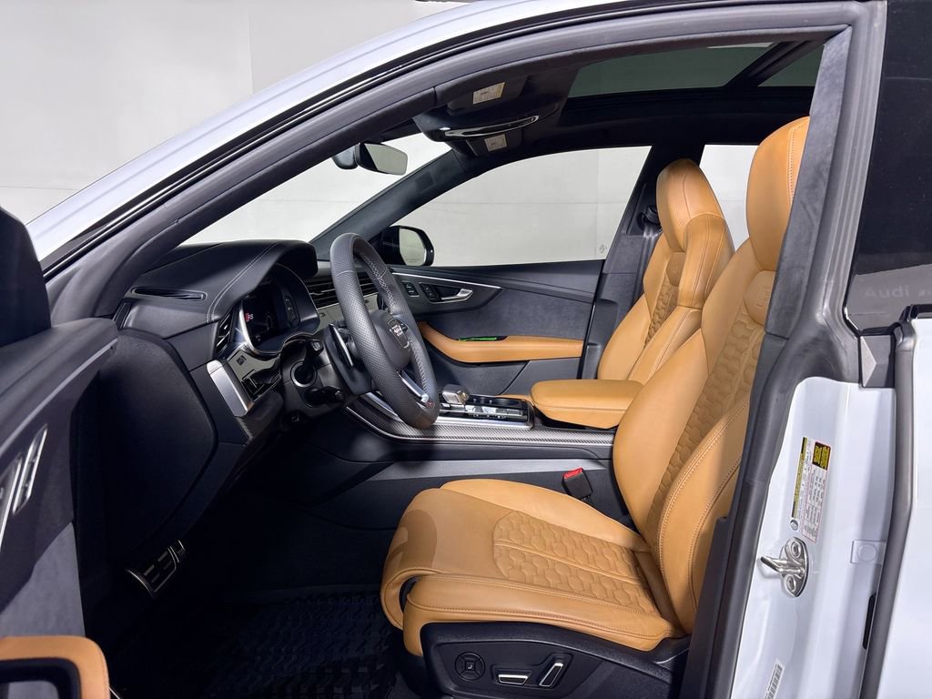 Used 2025 Audi RS Q8 performance image 12