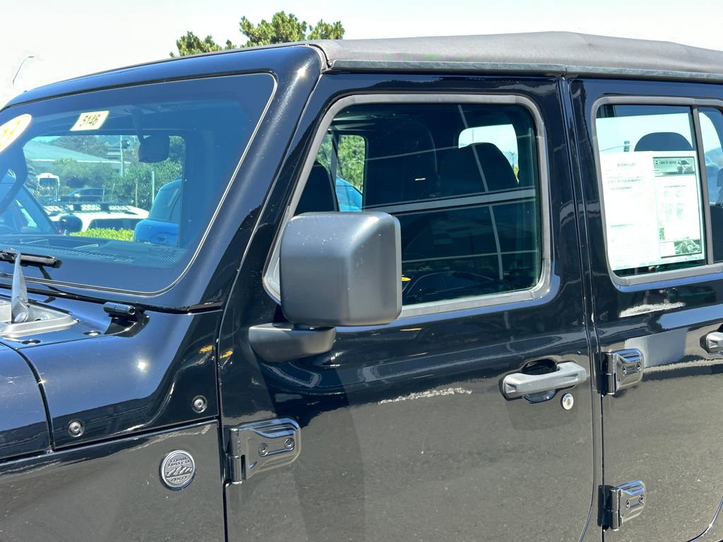 Used 2023 Jeep Gladiator Sport AWD/4WD image 11
