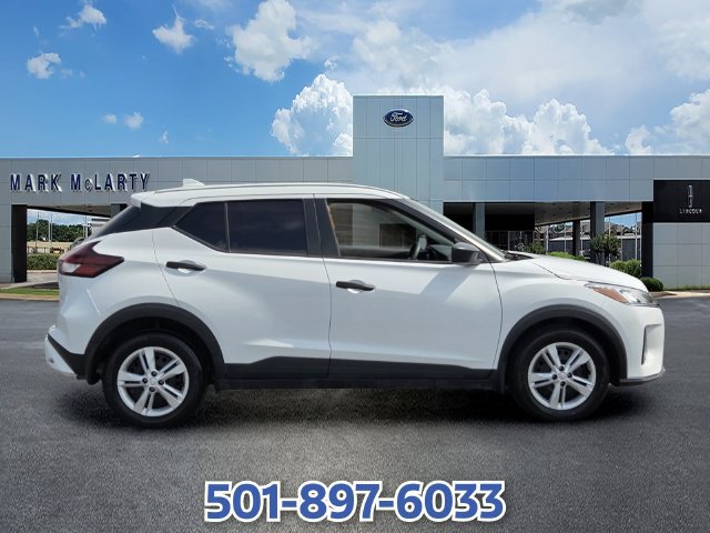 Used 2025 Nissan Kicks Play S FWD image 6