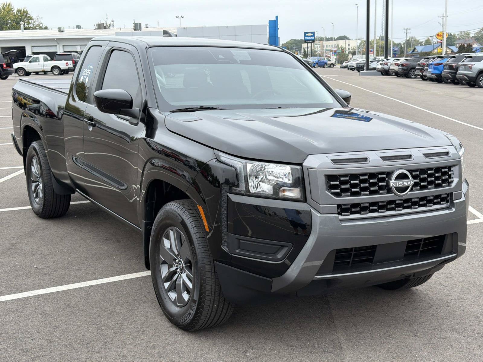 Used 2025 Nissan Frontier SV