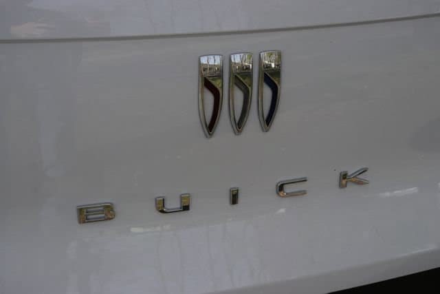 New 2026 Buick Envista Sport Touring FWD image 7
