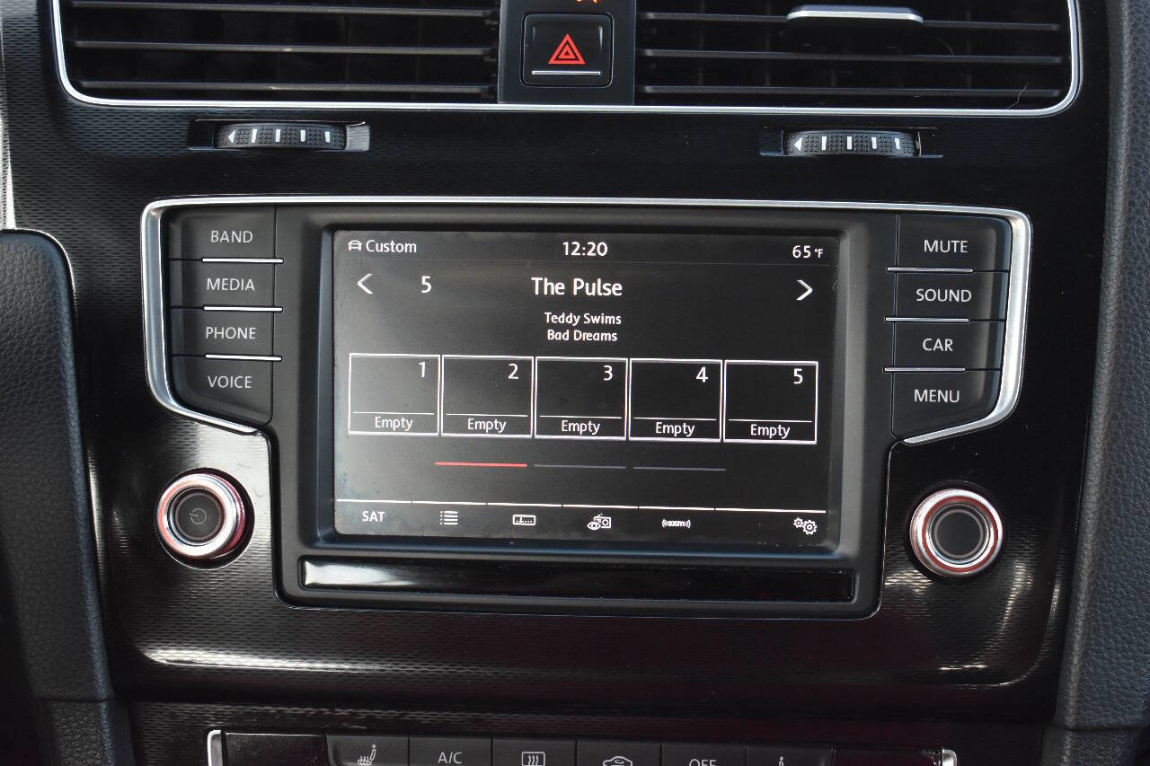 Used 2017 Volkswagen GTI S image 23