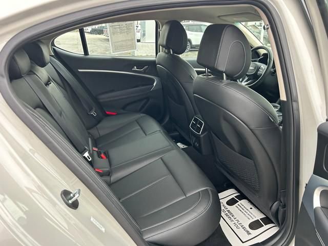Used 2024 Genesis G70 2.5T image 28