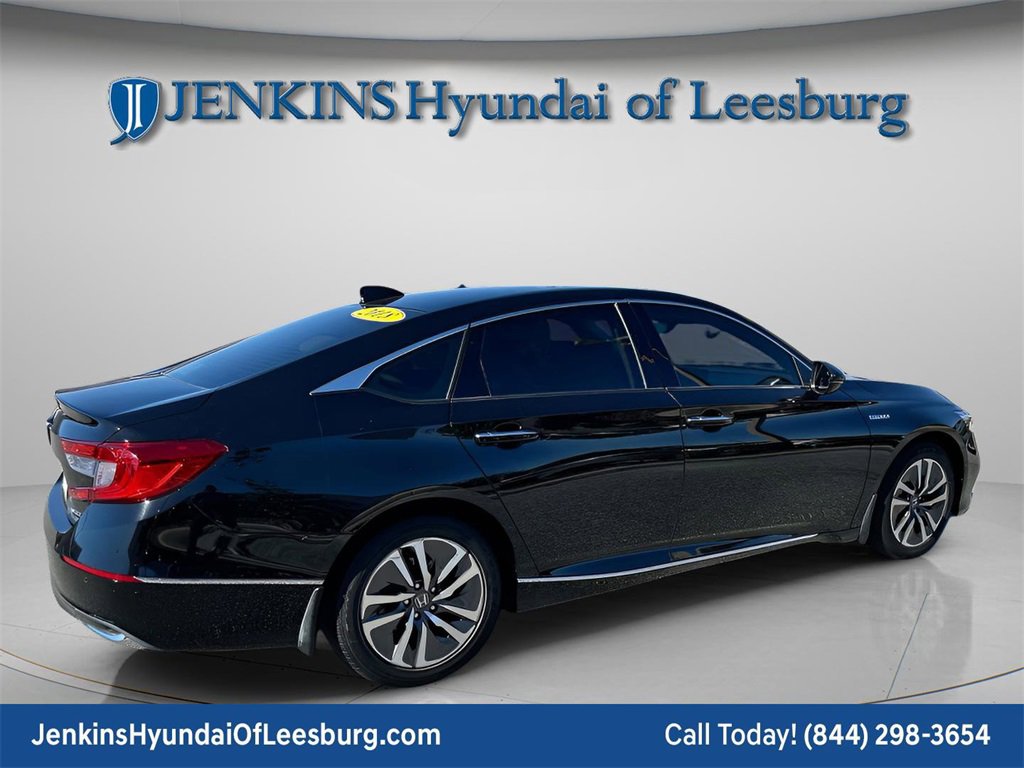 Used 2018 Honda Accord Touring image 3