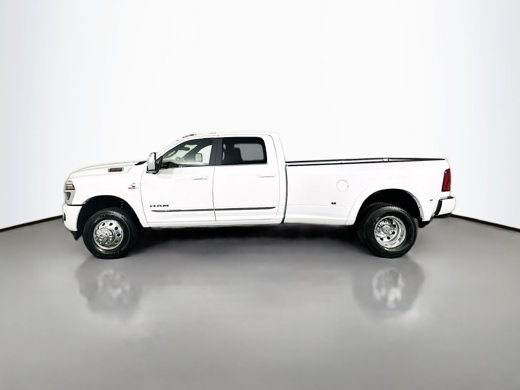 New 2026 RAM 3500 Limited w/ Towing Technology Group AWD/4WD image 4