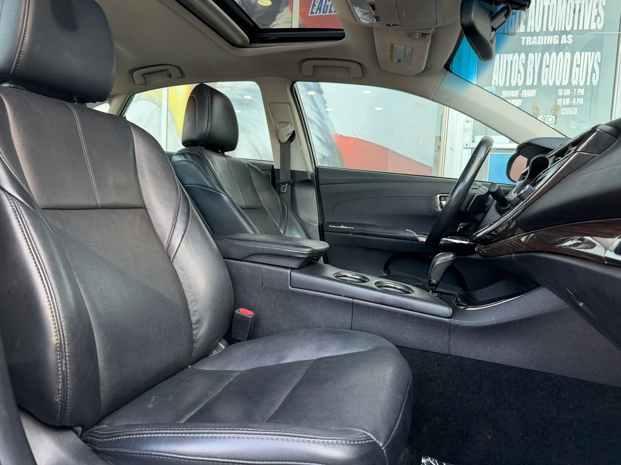 Used 2015 Toyota Avalon XLE Touring FWD image 12