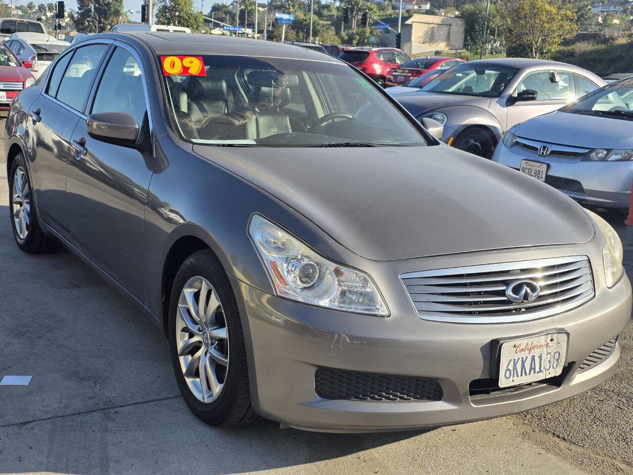 Used 2009 INFINITI G37 Journey w/ Premium Pkg RWD image 1