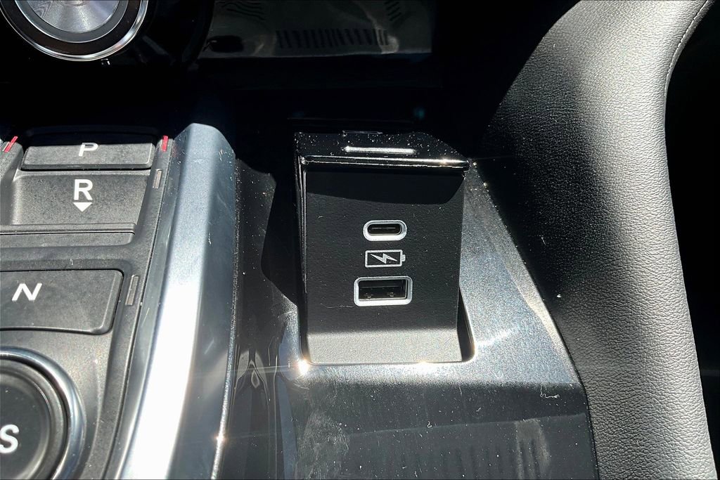 Used 2024 Acura MDX FWD w/ Technology Package image 32