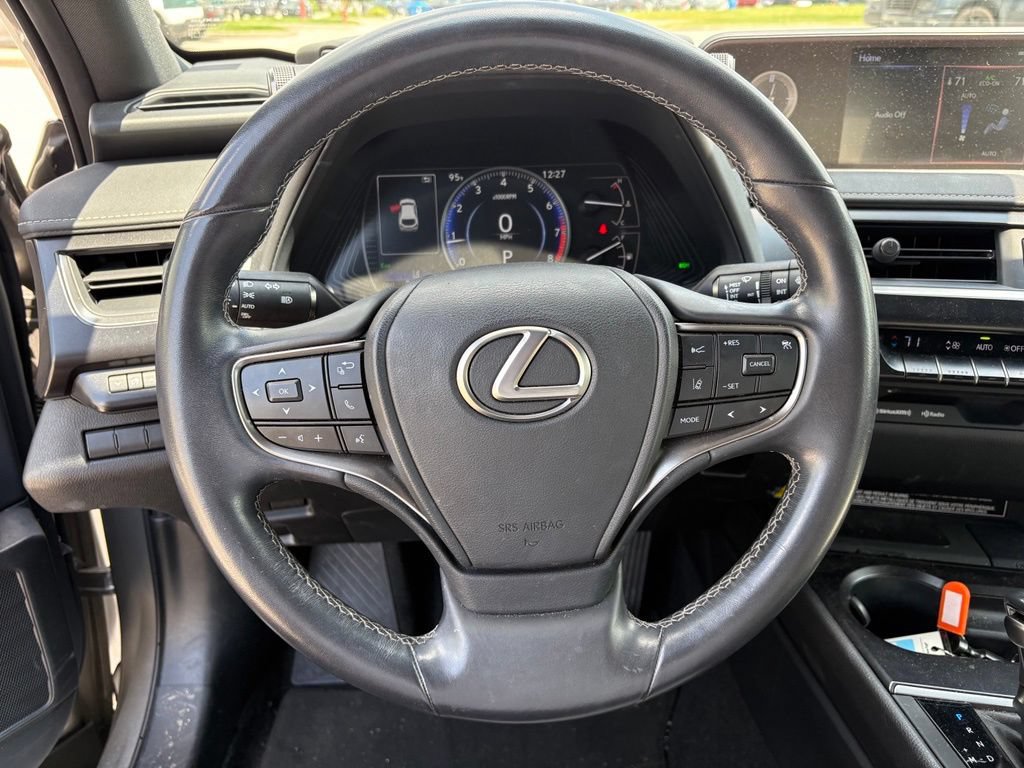 Used 2022 Lexus UX 200 w/ Accessory Package (Z1) FWD image 20