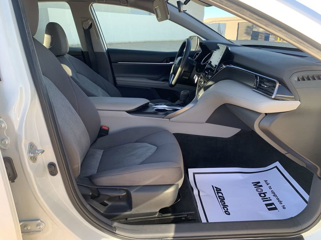 Used 2023 Toyota Camry LE image 26
