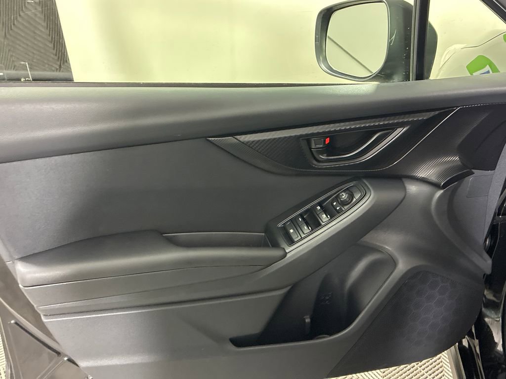 Certified 2022 Subaru Crosstrek 2.0i image 14