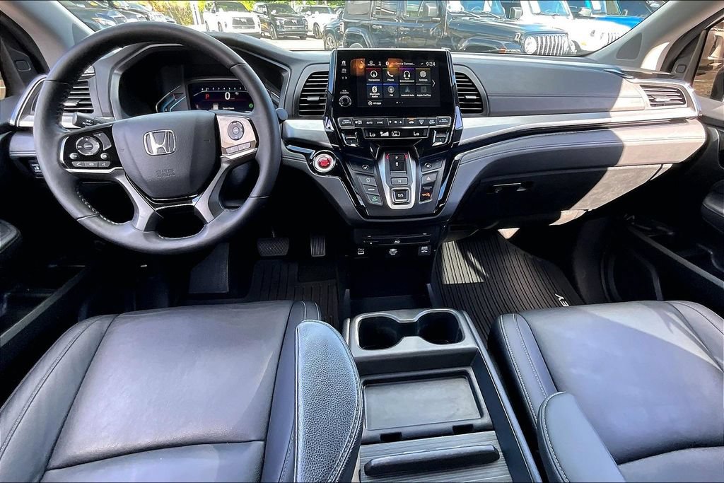 Used 2023 Honda Odyssey Touring image 20