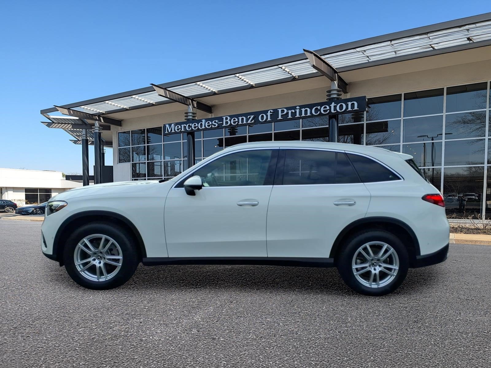 Certified 2023 Mercedes-Benz GLC 300 4MATIC image 6
