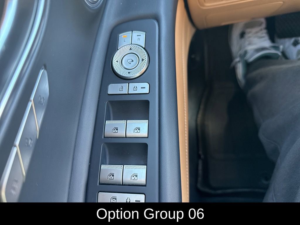 Used 2022 Genesis GV80 3.5T w/ Advanced Package 06 image 9