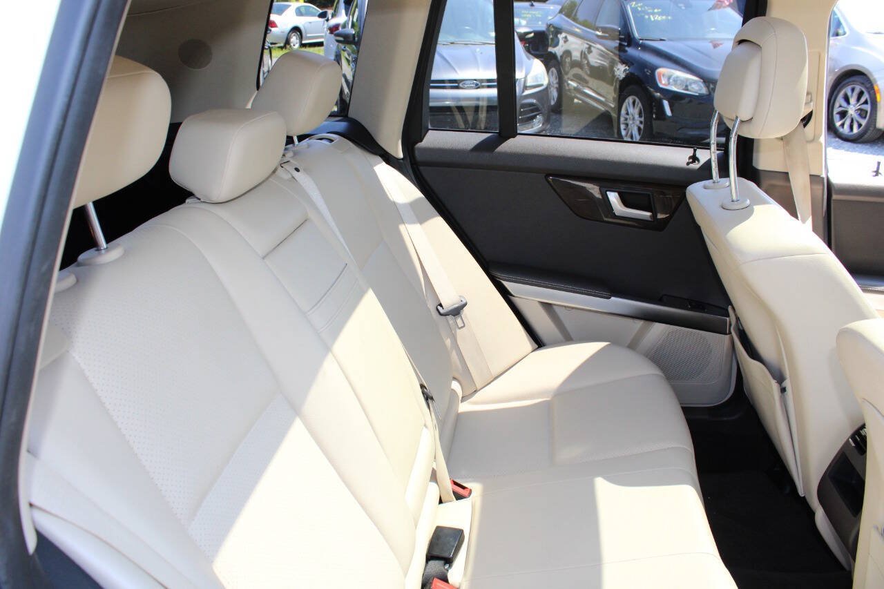 Used 2015 Mercedes-Benz GLK 350 2WD image 18